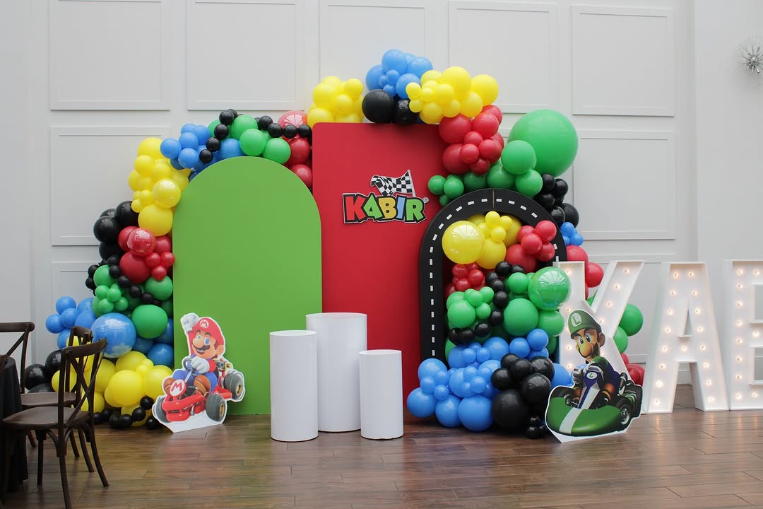 Our Favorite Local Venues for Balloon Decor in Rhode Island & Massachusetts