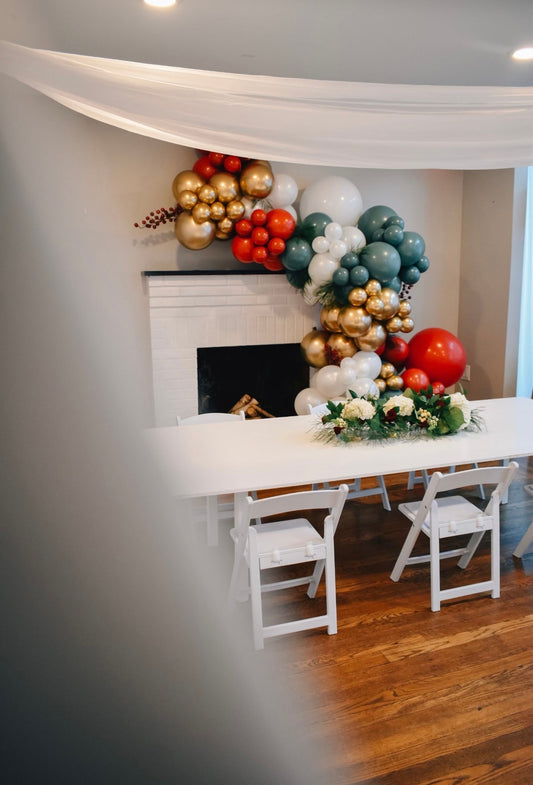 Modern Balloon Color Palettes for Holiday Gatherings